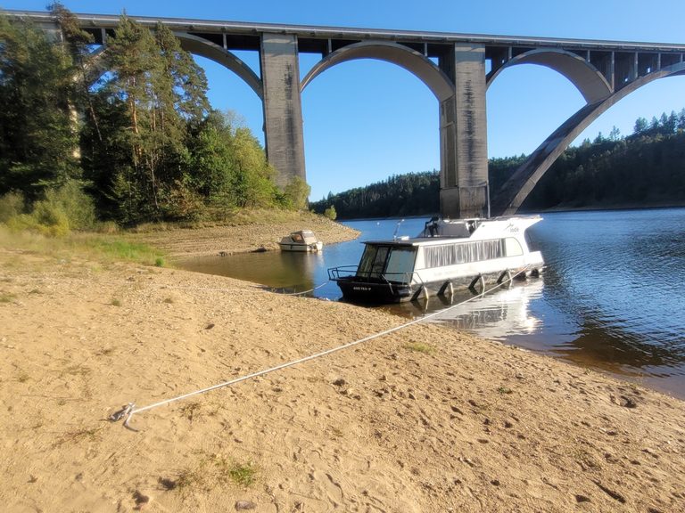 Hausbót Charlotte Podolsko Vltava sub